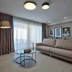 Sea Front Spacious Valletta Views Apartment