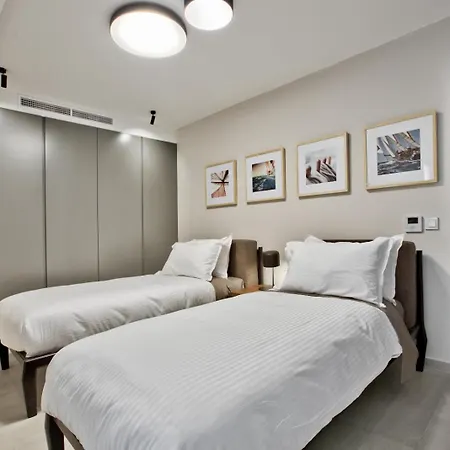 Sea Front Spacious Valletta Views Apartamento