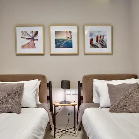 Apartamento Sea Front Spacious Valletta Views Sliema