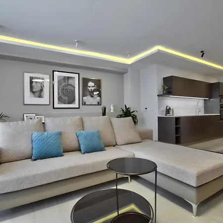 Sea Front Spacious Valletta Views Apartamento