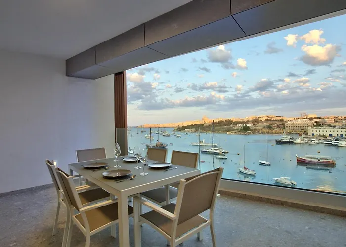 公寓 Sea Front Spacious Valletta Views 斯利马