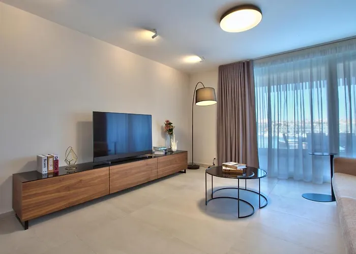 公寓 Sea Front Spacious Valletta Views *