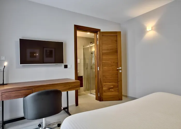 公寓 Sea Front Spacious Valletta Views