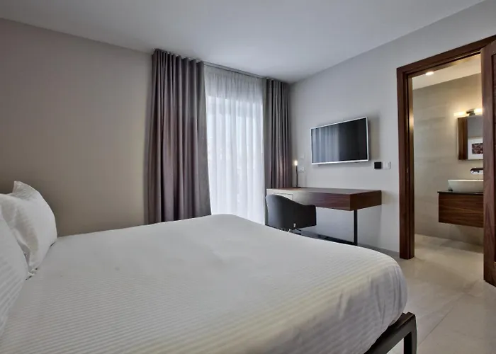 Sea Front Spacious Valletta Views شقة سليمة