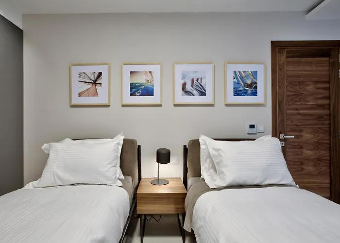 Sea Front Spacious Valletta Views