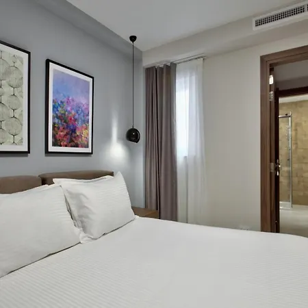 Sea Front Spacious Valletta Views Sliema